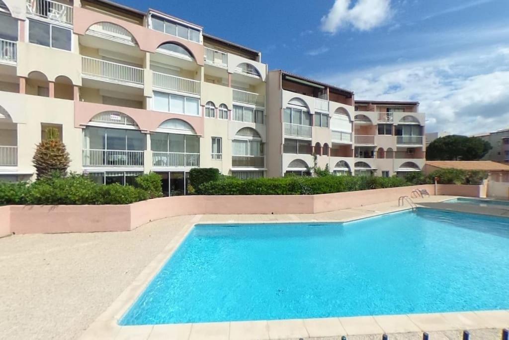 Amoureva F30, T2, Parking, Clim, Piscine Agde Exterior foto
